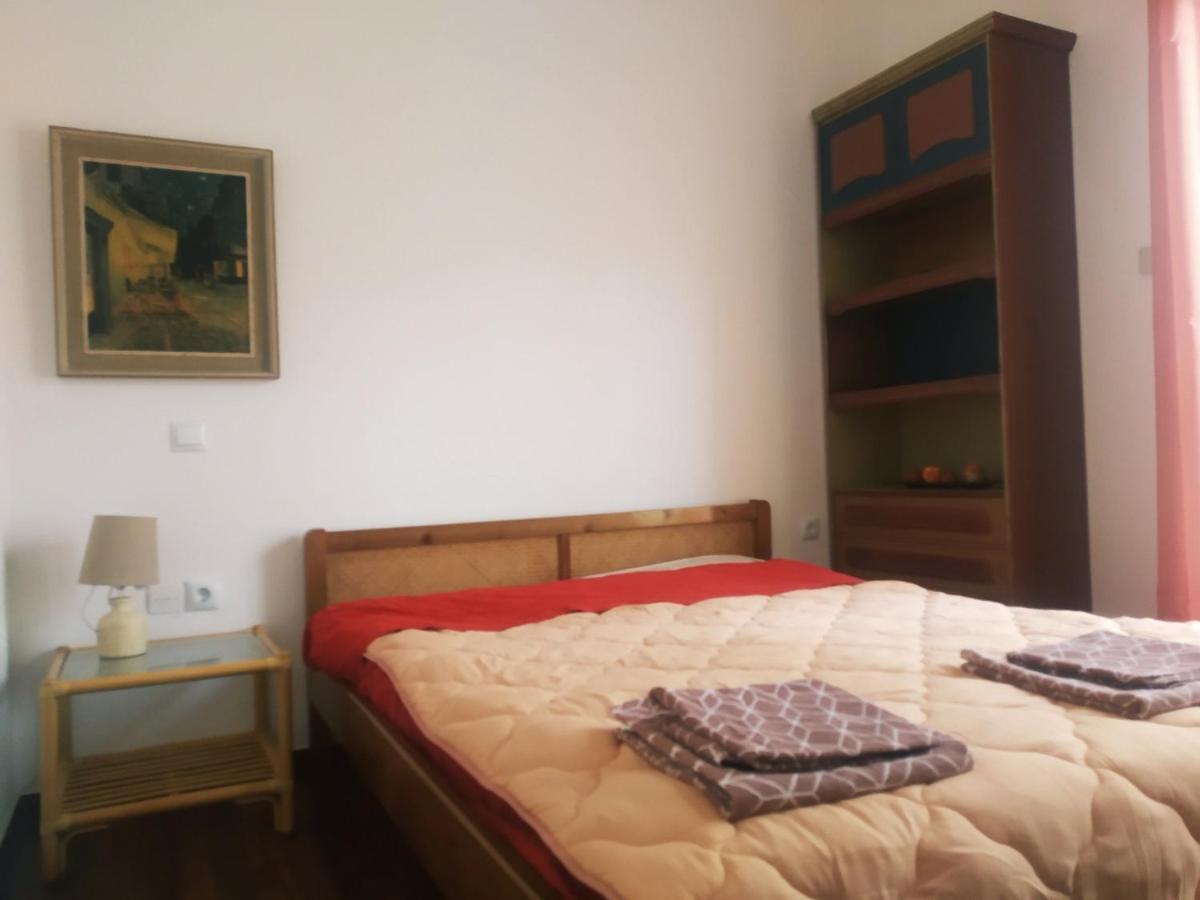 Experience An Easy Living Place Downtown In Aten Exteriör bild